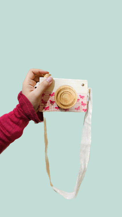 خرید اسباببازی چوبی دوربین عکاسی چوب طرحدار روسی پوتوس