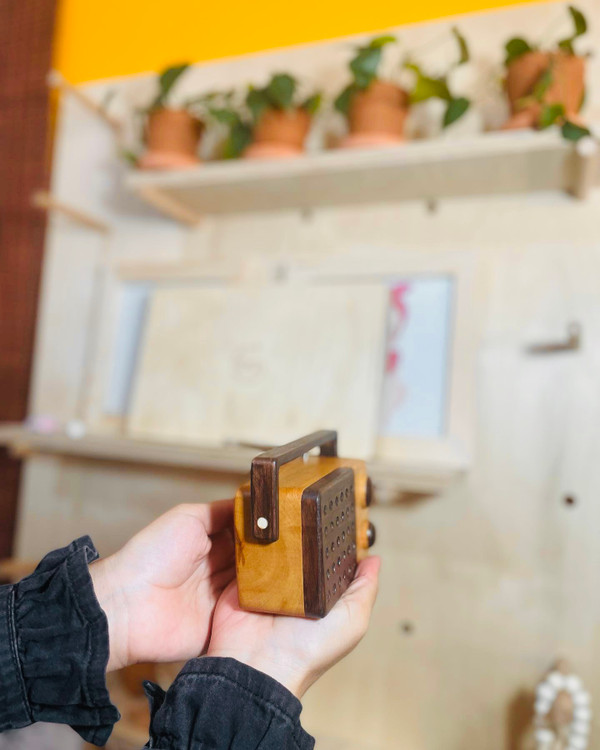 خرید اسباببازی چوبی رادیو چوبی دکوری پوتوس