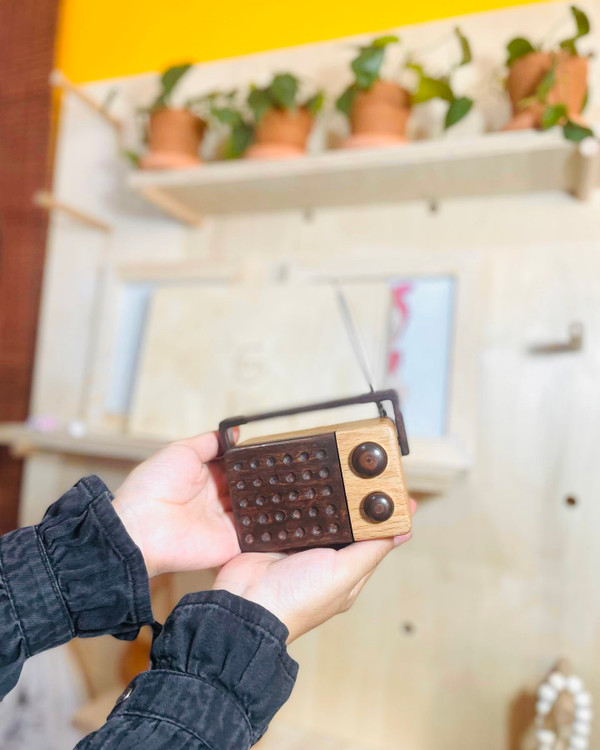 خرید اسباببازی چوبی رادیو چوبی دکوری پوتوس