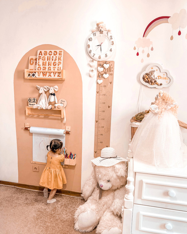 استند مینیمال نقاشی دیواری کودک چوبی پوتوس