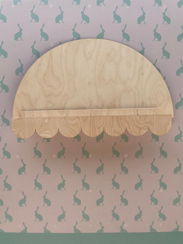 شلف دیواری طرح لبه کنگره پشت بلند(یک طرف کنگره)