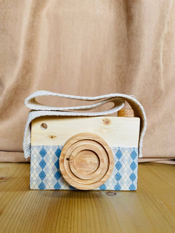 خرید اسباببازی چوبی دوربین عکاسی چوب طرحدار روسی پوتوس