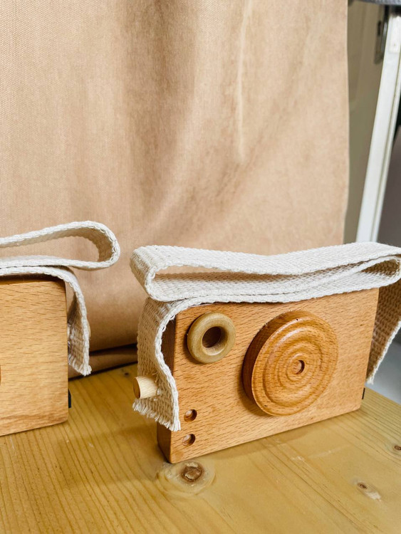 خرید اسباببازی چوبی دوربین عکاسی چوب طرحدار روسی پوتوس